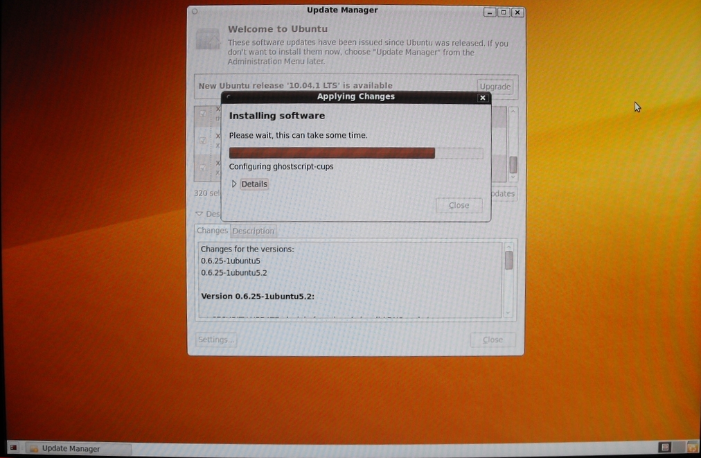 D025_ubuntuUpdateManager_applyingChanges_2010-10-12_18:15_1012x661.jpg